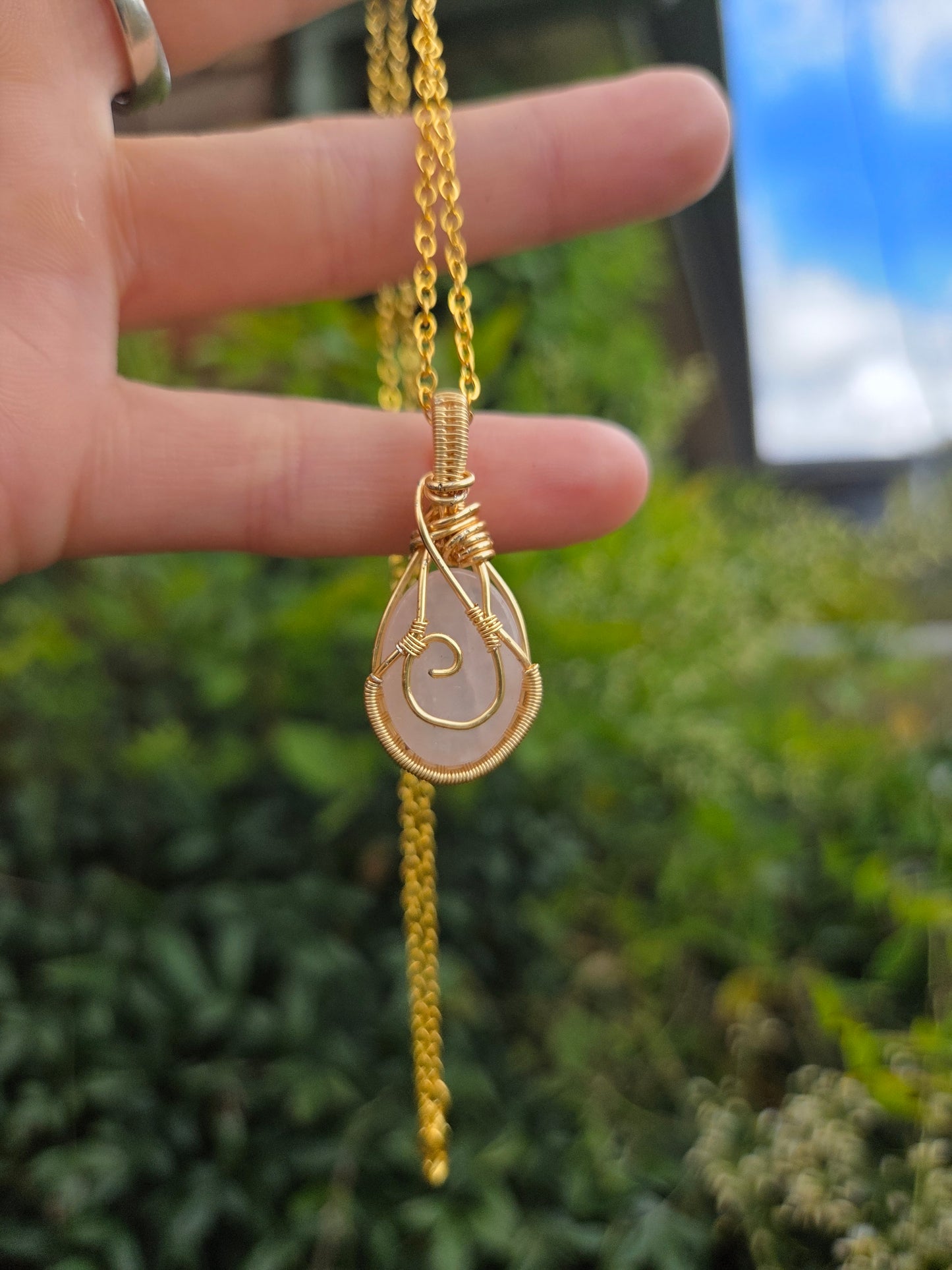 Rose Quartz Gold Copper Wire Wrap Pendant Necklace
