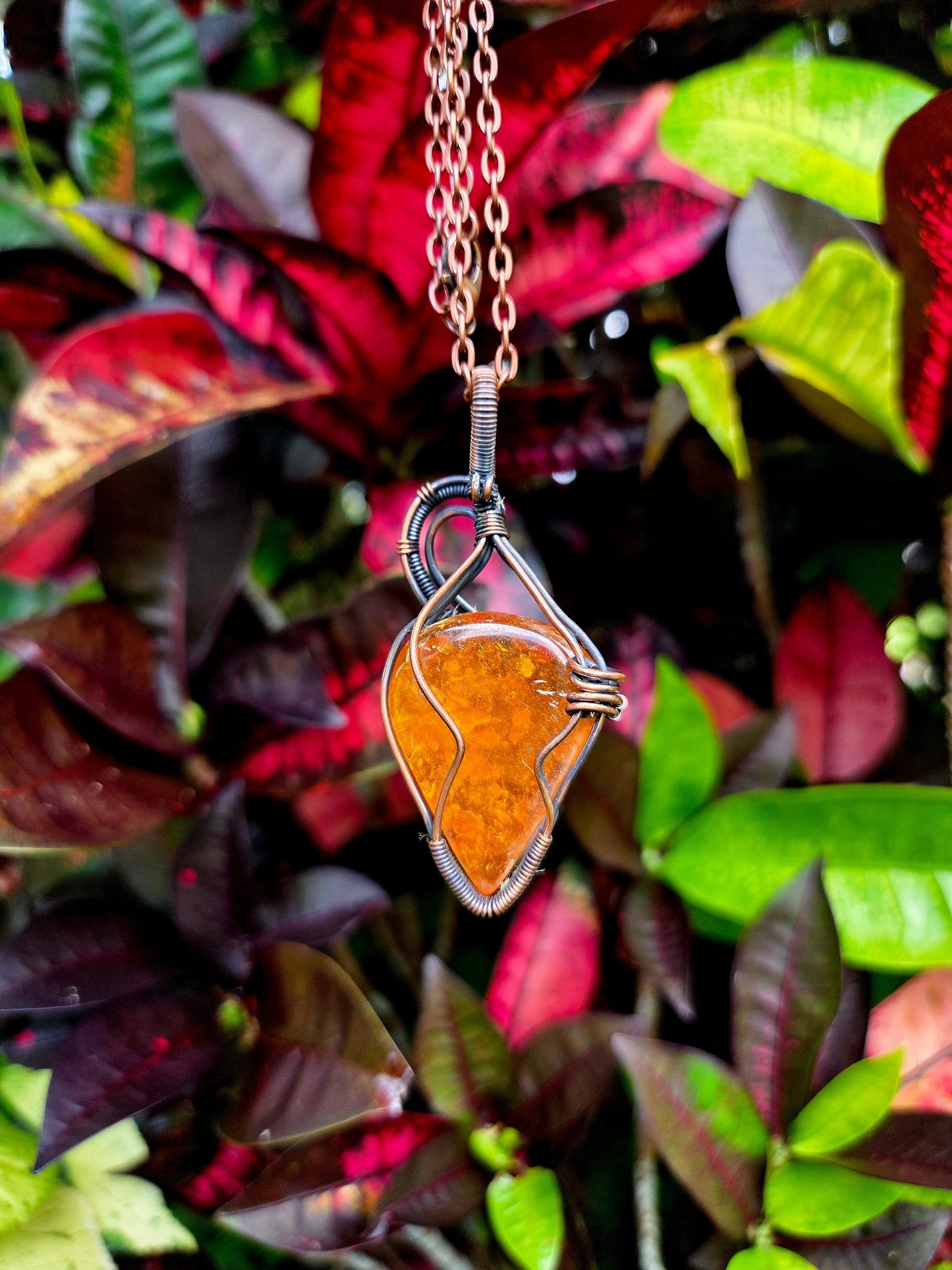 Jewellery Baltic Amber Copper Wire Wrapped Pendant Necklace