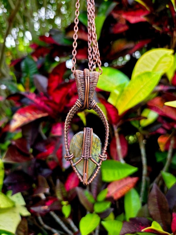 Labradorite Copper Wire Wrapped Crystal Pendant Necklace - Jewellery Australia