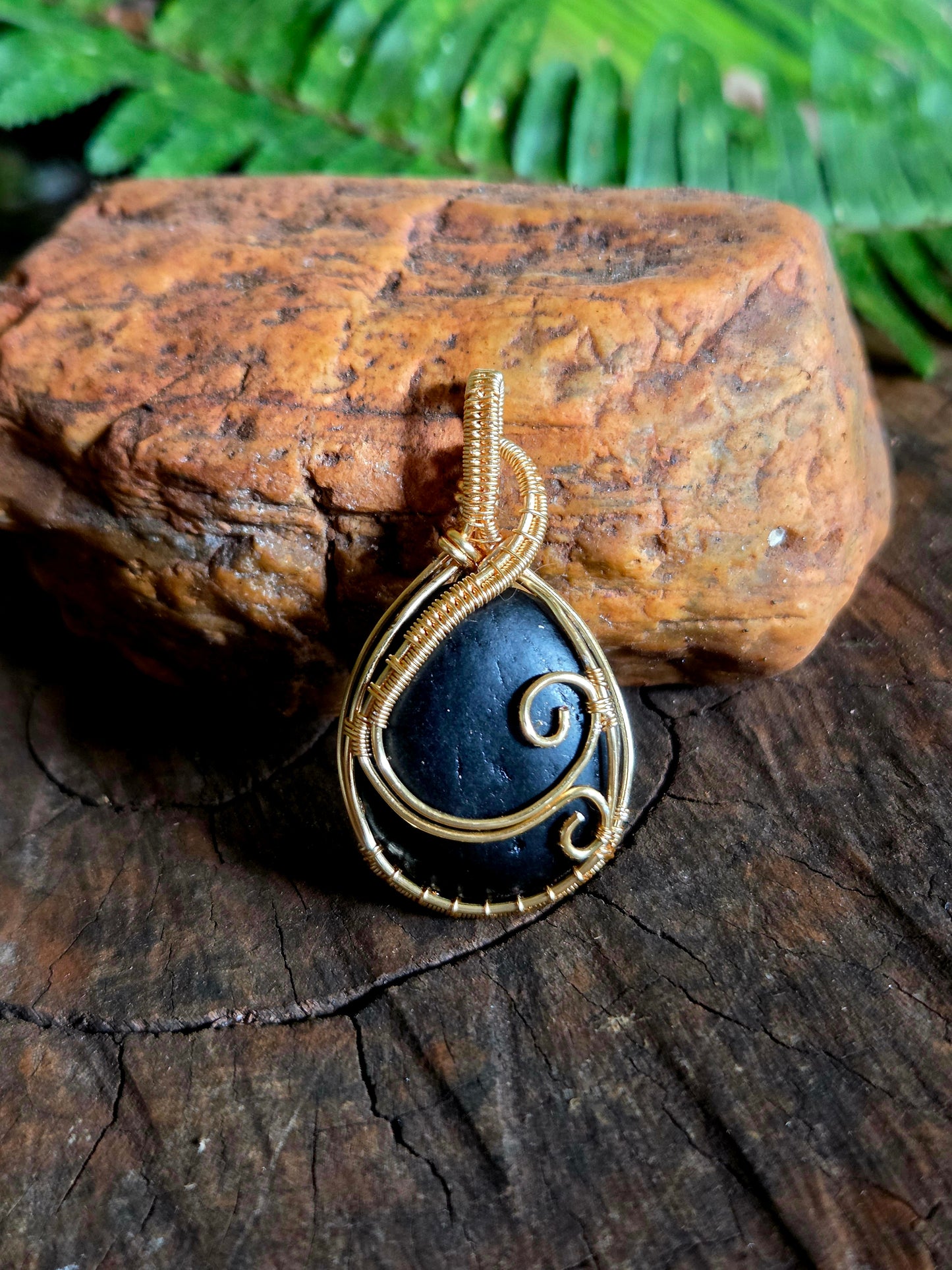 Shungite Copper Wire Wrap Pendant Necklace Gold