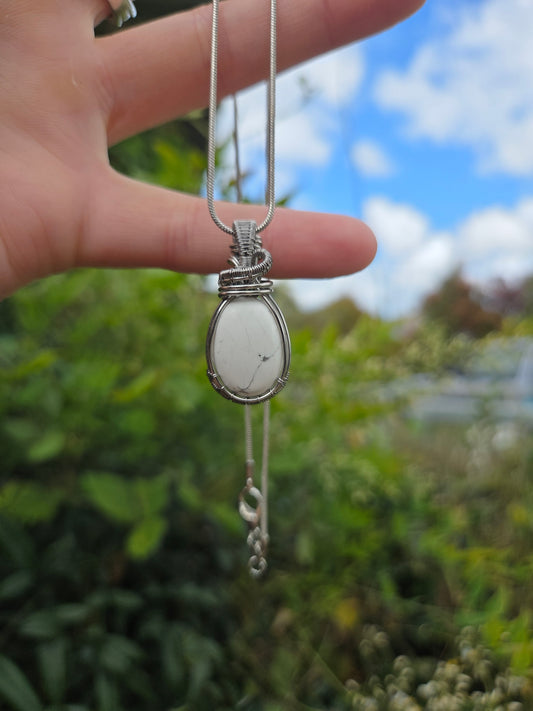 Howlite Silver Wire Wrap Pendant Necklace 