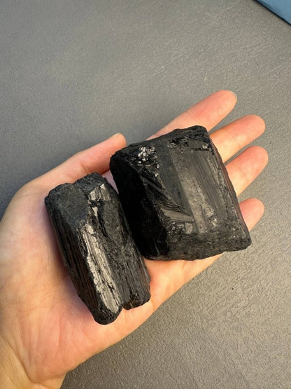 Black Tourmaline High Quality 100 - 300g - Grounding & Protection - Crystals Australia