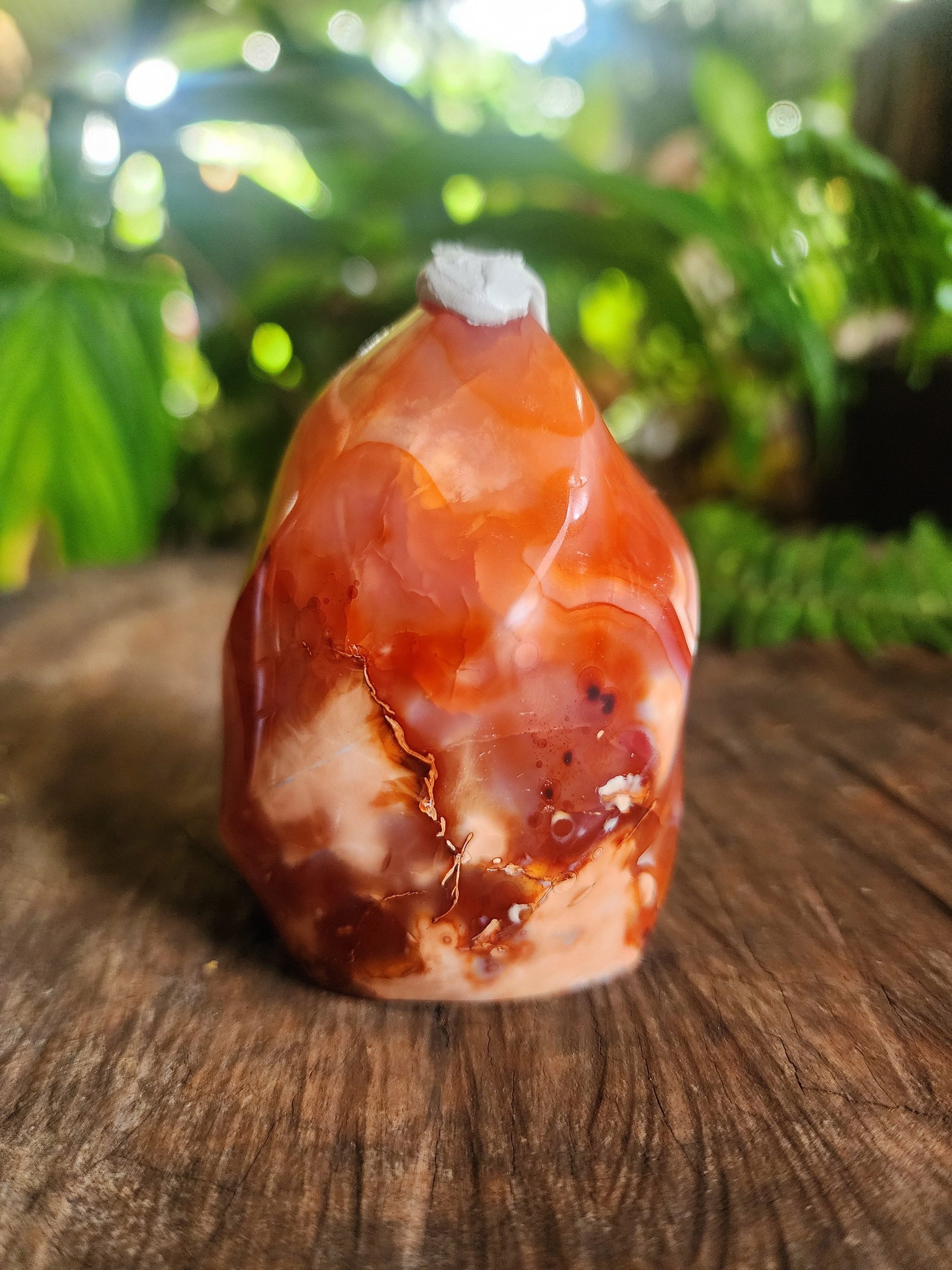 Crystals Carnelian Flame Quartz Point 180g