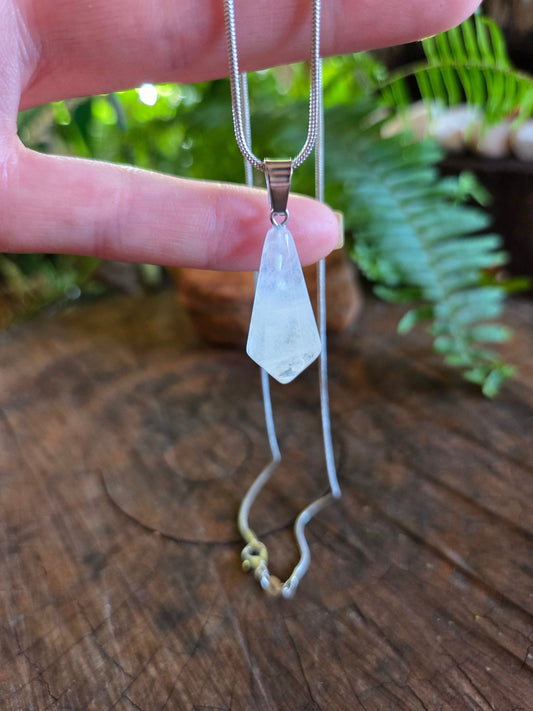 Jewellery Clear Quartz Hexagon Silver Pendant Necklace