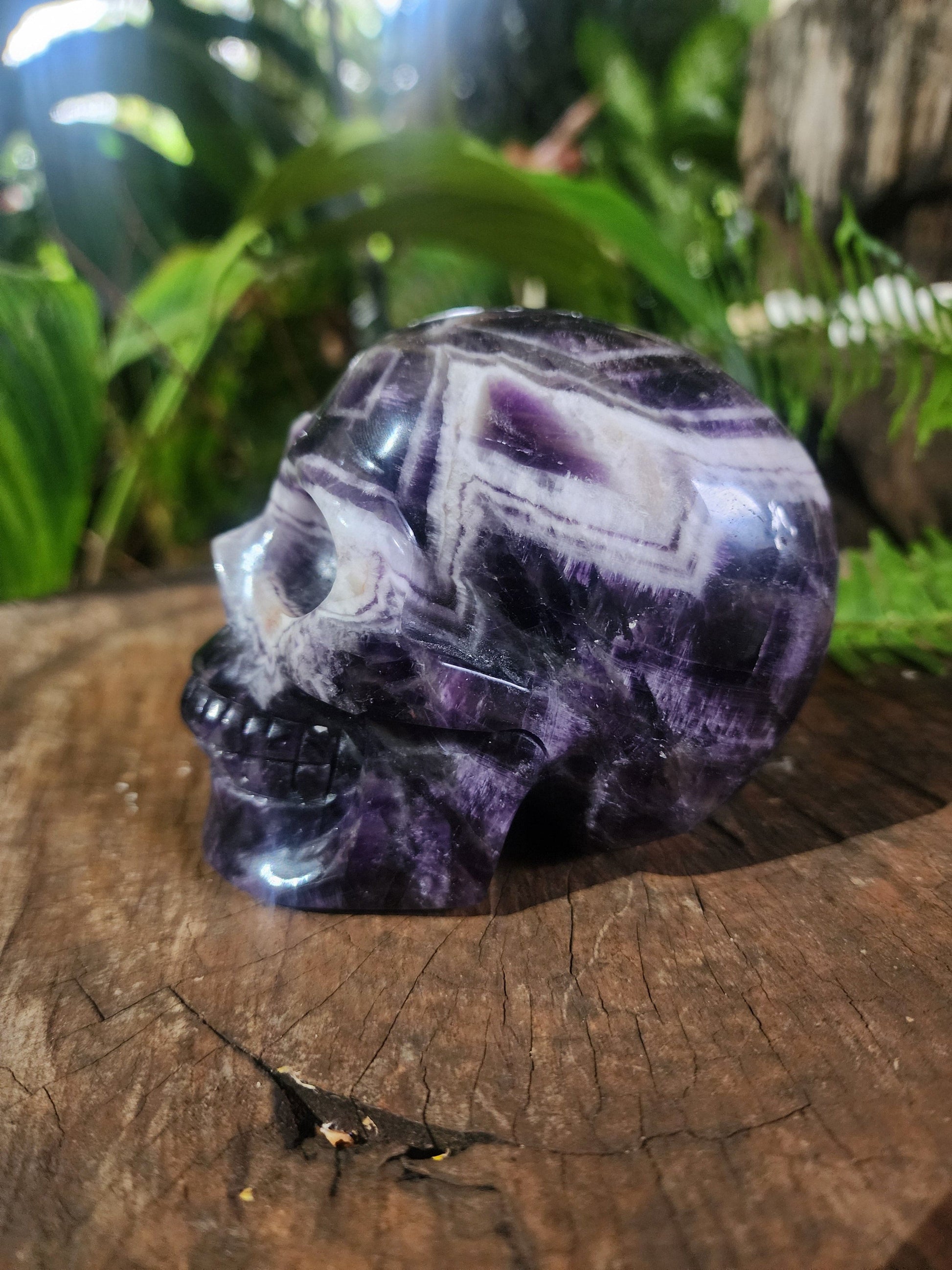 Carving Dream Amethyst Skull Carving