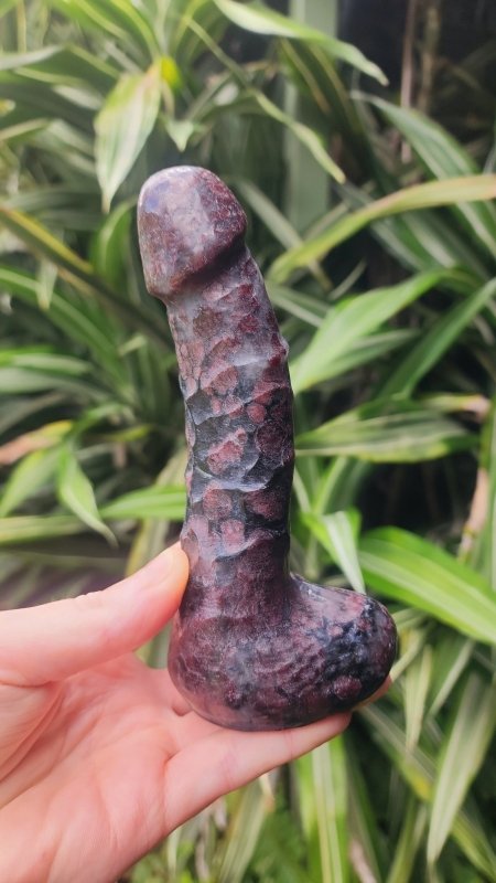 Garnet Penis Crystal Carving - Carving Australia