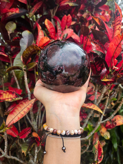 Crystals Garnet Sphere 10cm