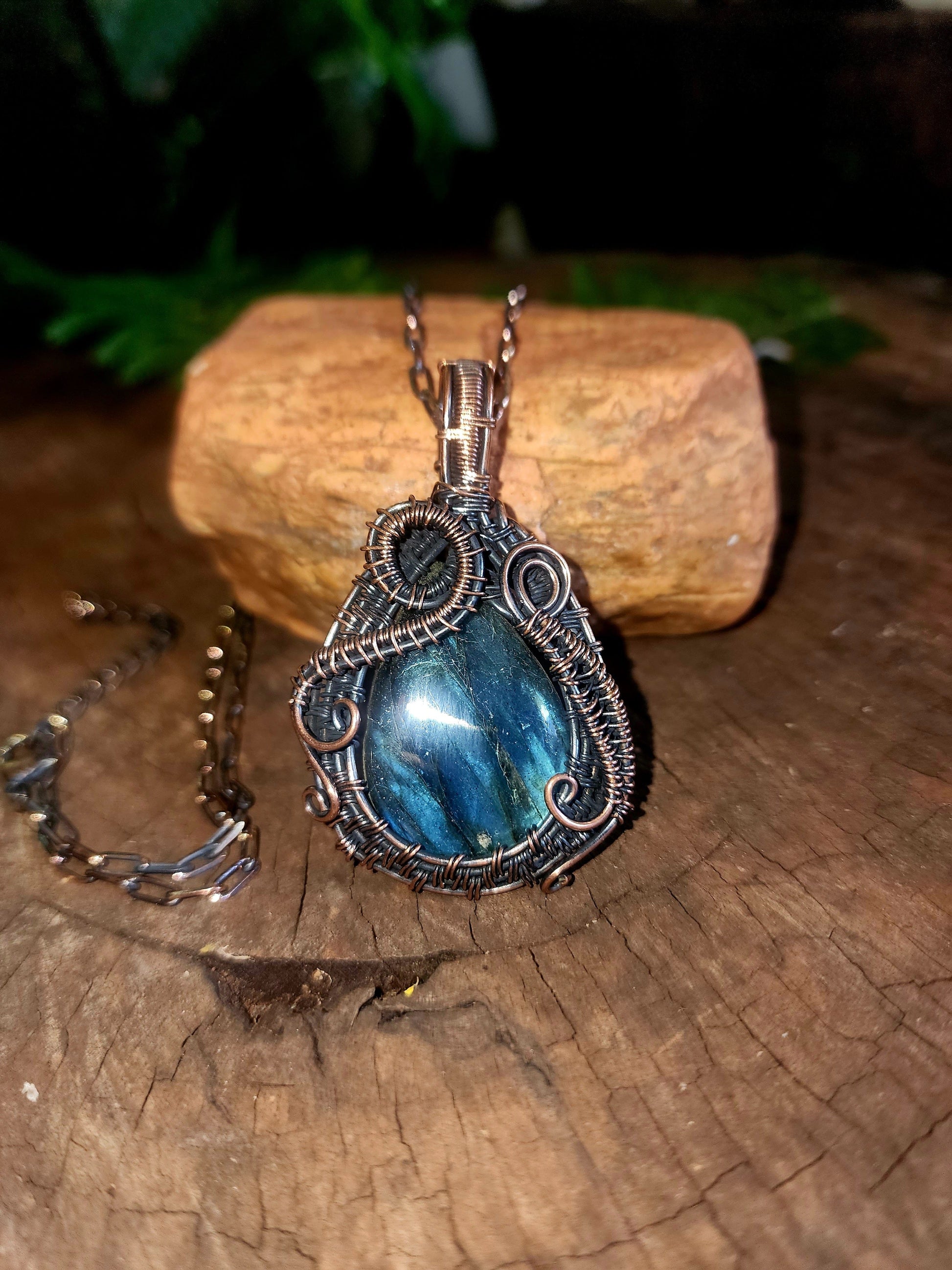 Copper Wire Wrap Crystal Labradorite Copper Wire Wrapped Handmade Pendant With Chain Australia