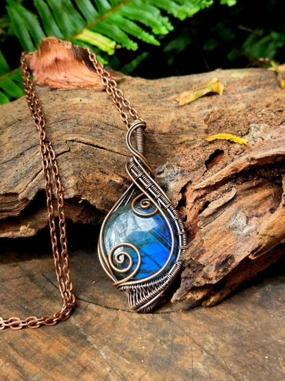 Labradorite Crystal Copper Wire Wrapped Handmade Pendant Necklace - Jewellery Australia