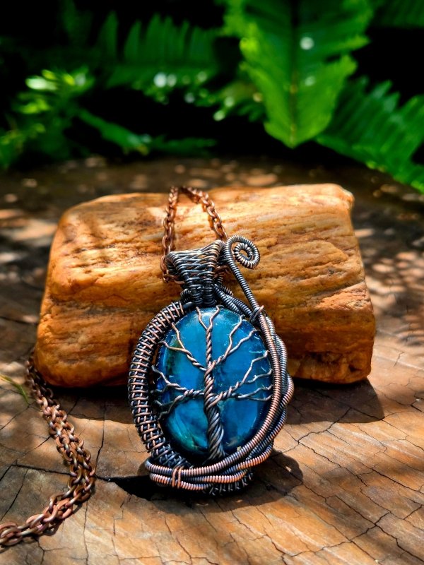Labradorite Crystal Copper Wire Wrapped Handmade Pendant Necklace - Jewellery Australia