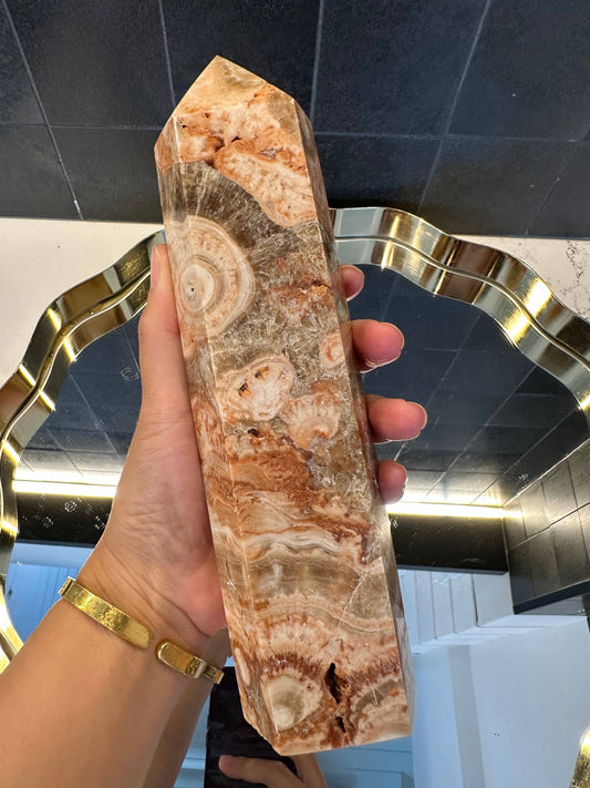Crystals Large Cherry Blossom Flower Agate Tower Point 1045g Australia