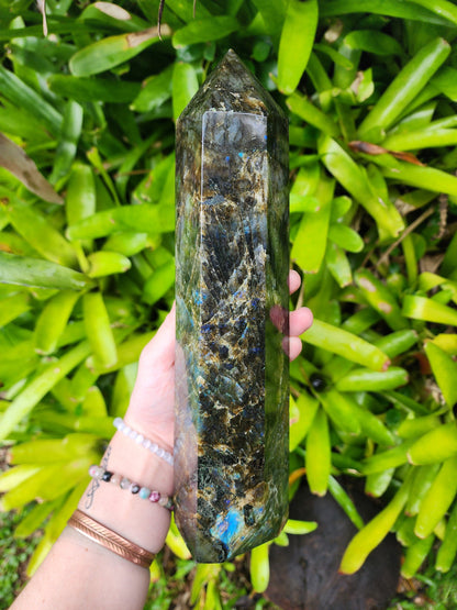 Crystals Large Labradorite Crystal Tower Point 2040g 28cm