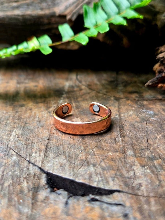 Magnetic Pure Copper Ring - Hammered - Copper Australia