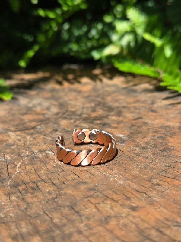 Magnetic Pure Copper Ring - Twisted - Jewellery Australia