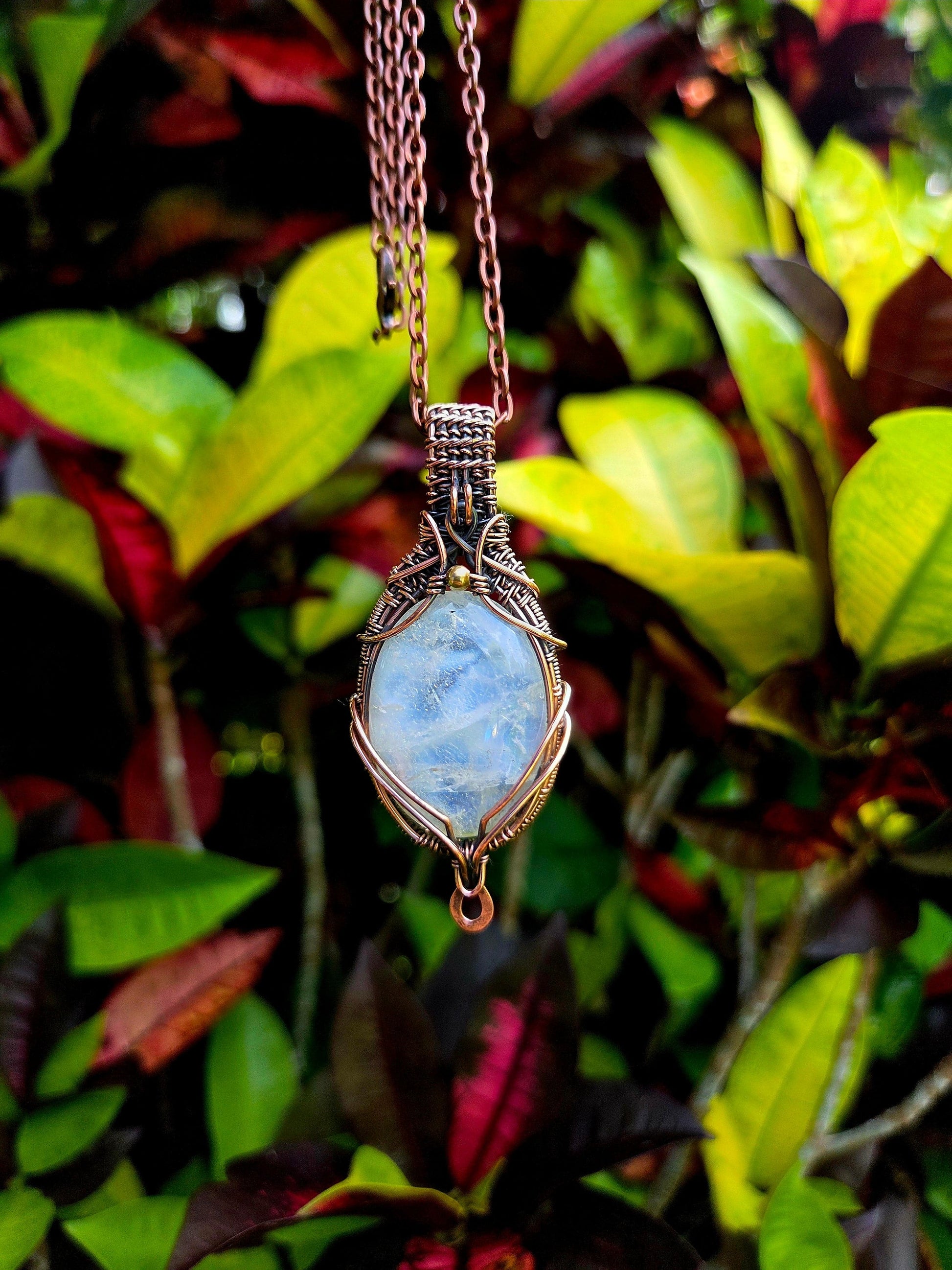 Jewellery Moonstone Crystal Copper Wire Wrapped Pendant Necklace