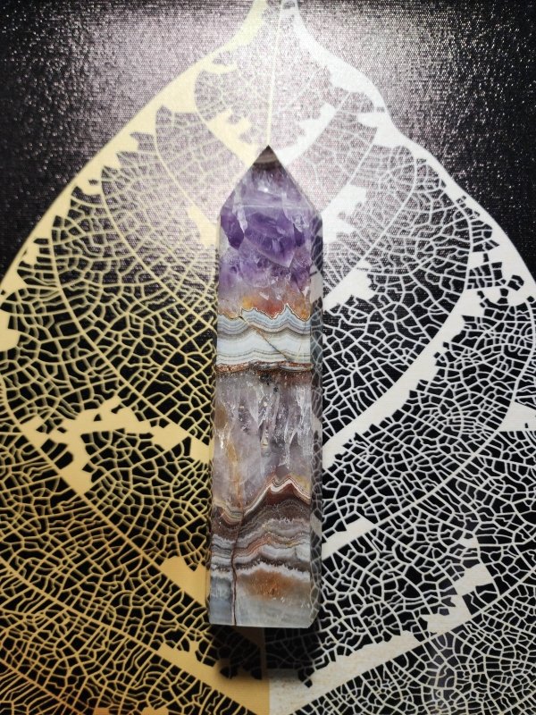 Natural Amethyst Agate Crystal Point 475g 17cm - Crystals Australia