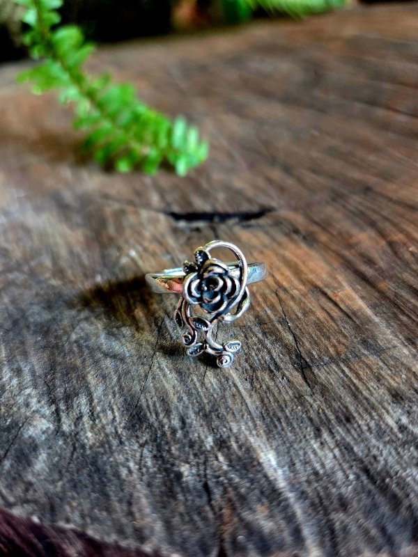 Rose Flower Leaf Ring - Adjustable - Jewellery Australia