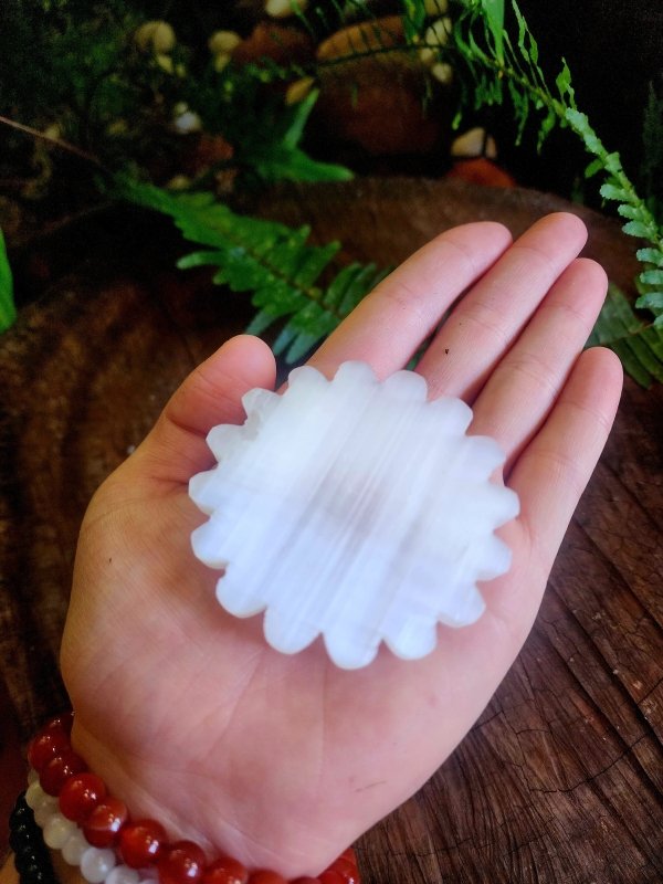 Selenite Sunflower Carving - Cleansing & Recharging - Carving Australia