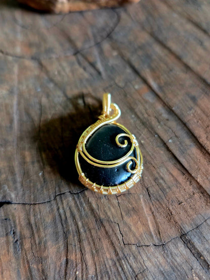 Jewellery Shungite Copper Wire Wrap Pendant Necklace Gold