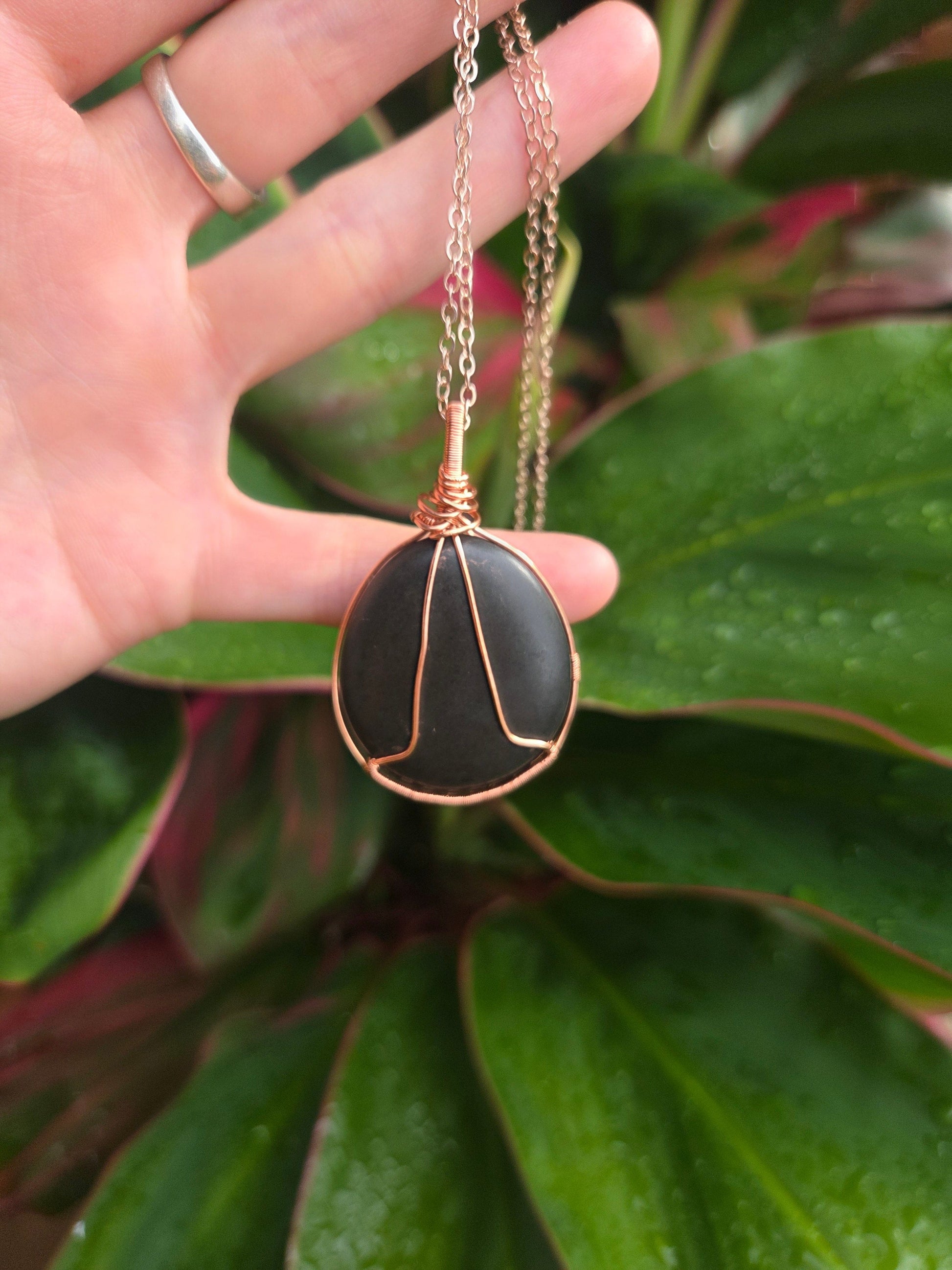 Jewellery Shungite Copper Wire Wrapped Pendant Necklace EMF Protection