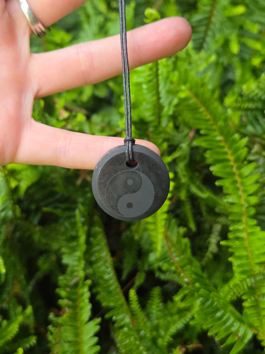 Jewellery Shungite Necklace Yin Yang Pendant EMF Protection