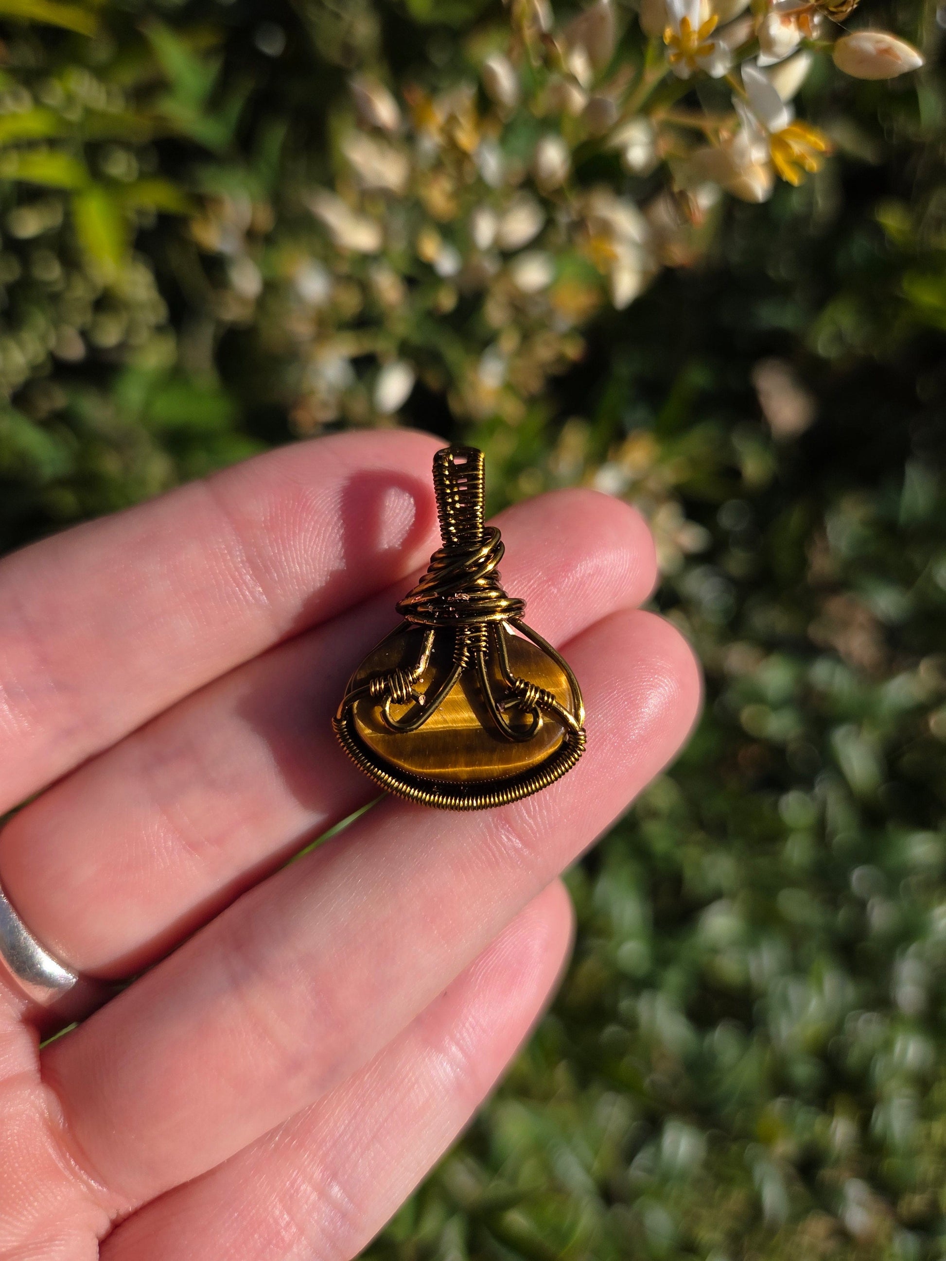 Jewellery Tigers Eye Bronze Copper Wire Wrapped Pendant Necklace