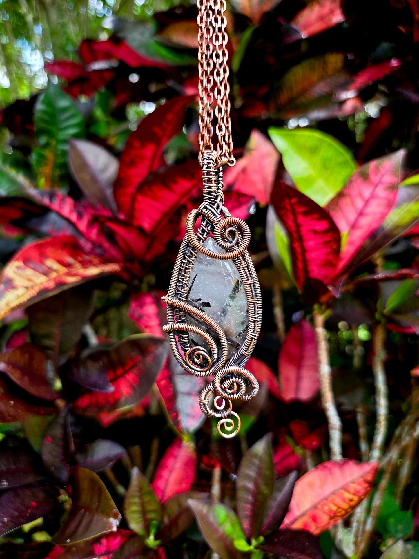 Jewellery Tourmalinated Clear Quartz Crystal Copper Wire Wrapped Pendant Necklace