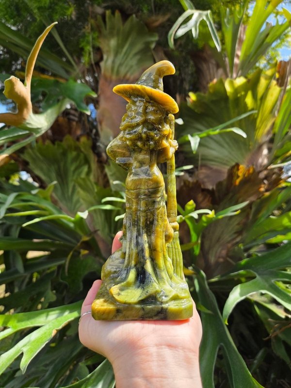 Xiuyan Jade Crystal Witch Carving - Carving Australia